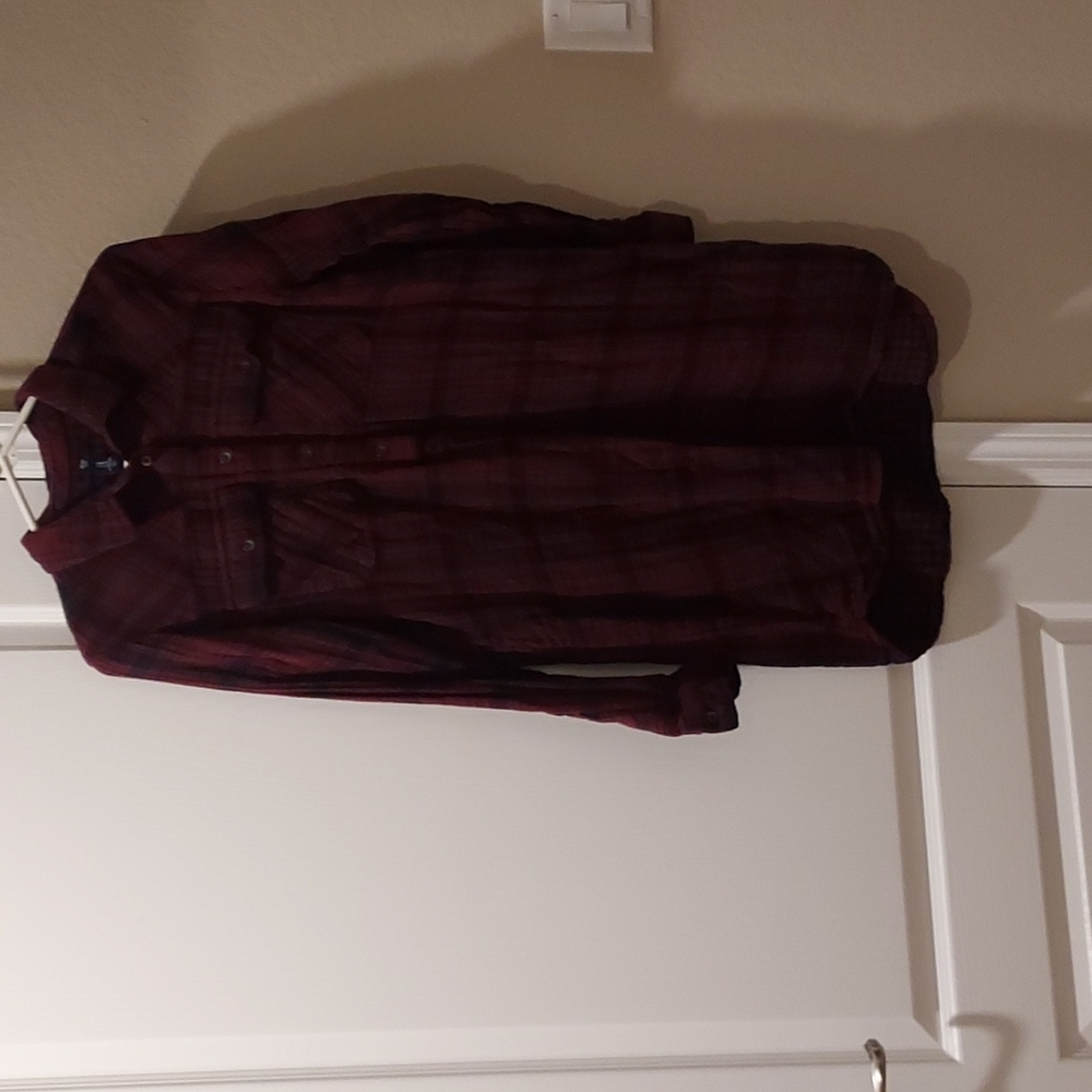 Womens dress button up size M from gap.